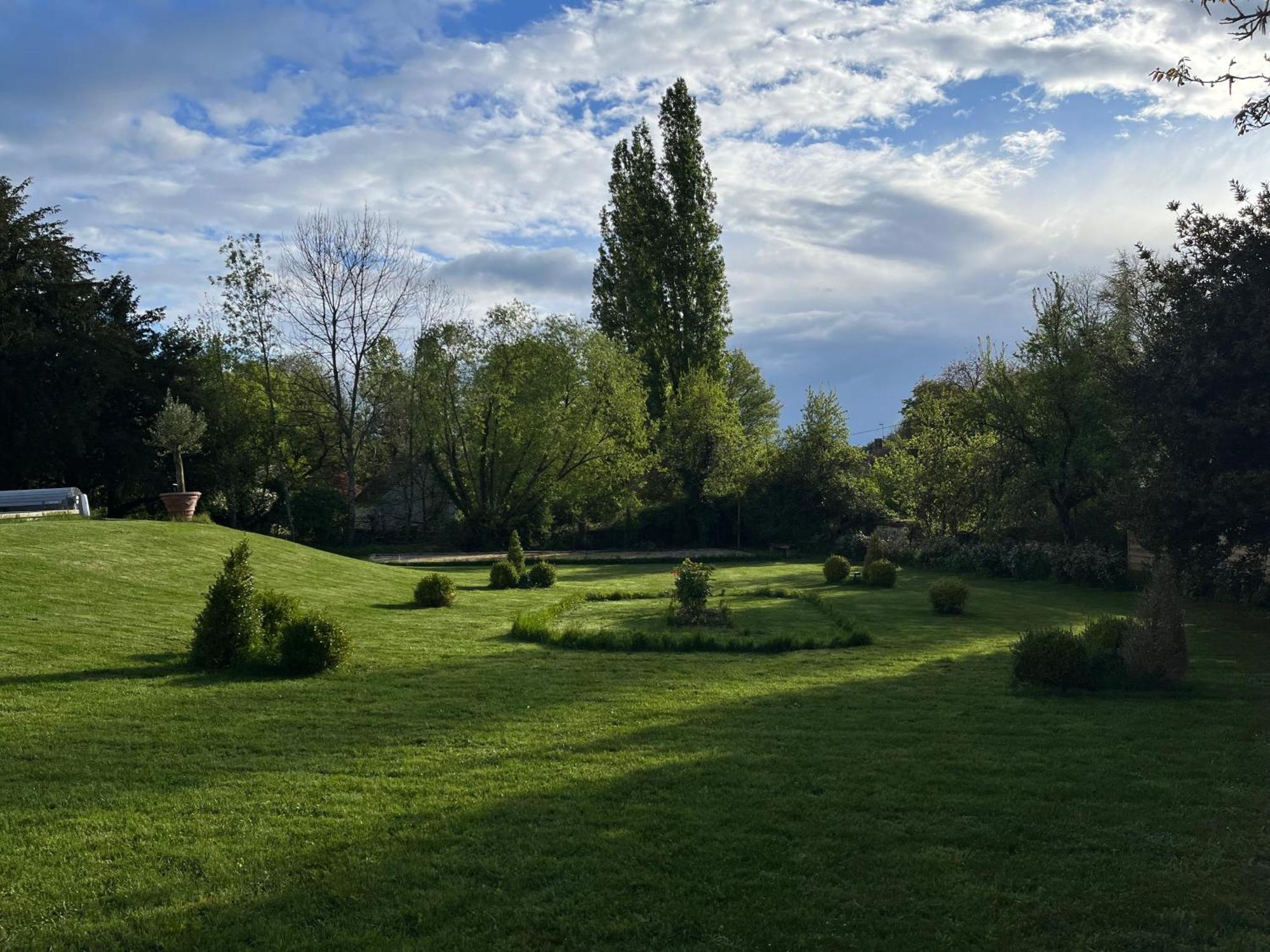 Manoir De La Croix Saint Louis "Luxury Guest House" Taingy Exterior photo